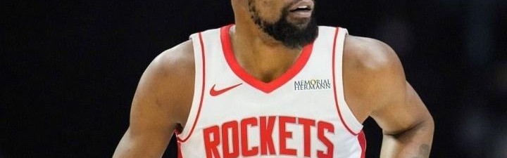 攻守兼备！卡佩拉现身火箭球馆，左手小勾手屡投屡中，技术太娴熟